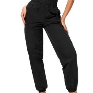 Good American Black Windbreaker Jogger Pants Size Medium